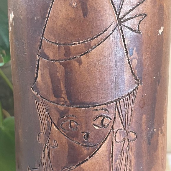 Mid Century Vintage Italian Pottery Vase Etched Figure Of Lady - Picture 3 of 14